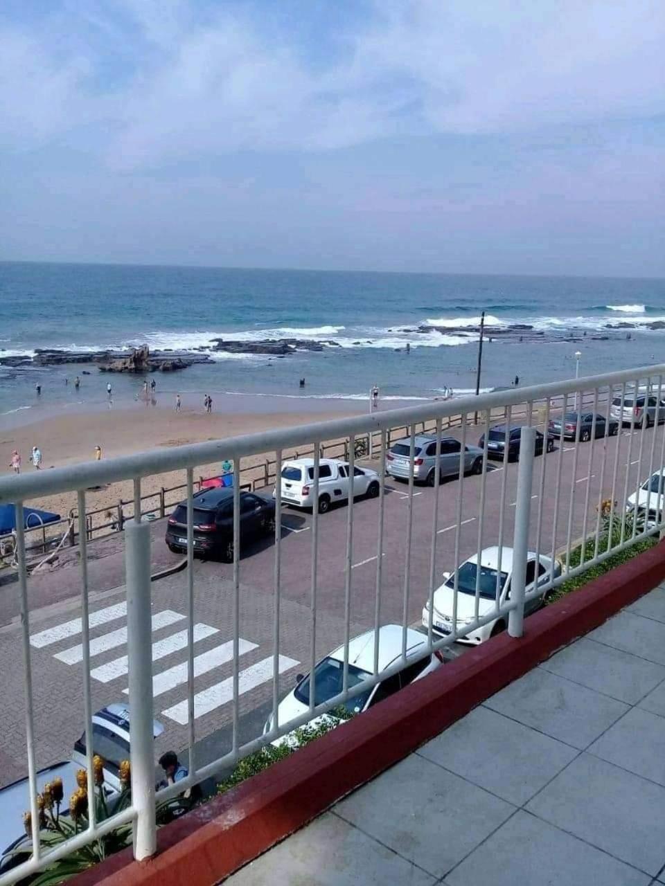 Paradise On The Beach Durban Esterno foto